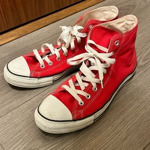 Converse All Star RED US 11 (fits like 11.5-12) Great Condition